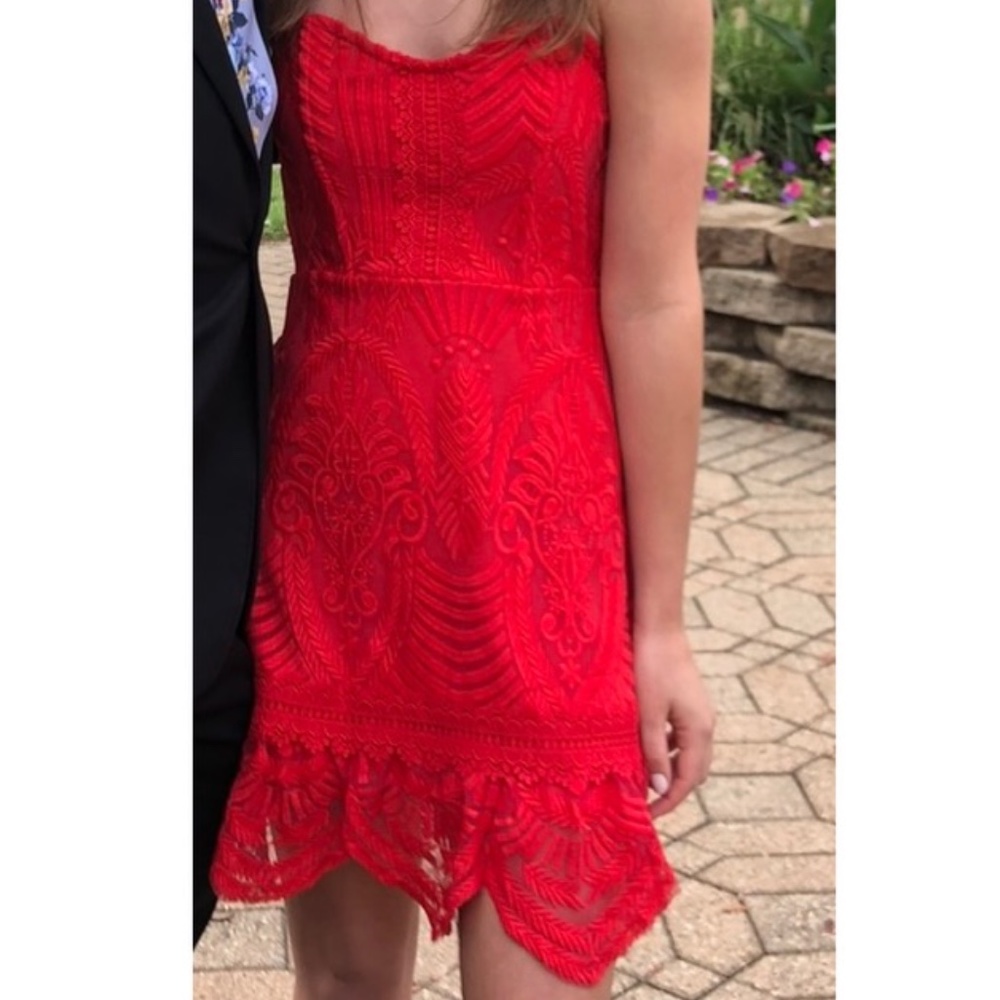 Forever 21 Red Strapless Dress